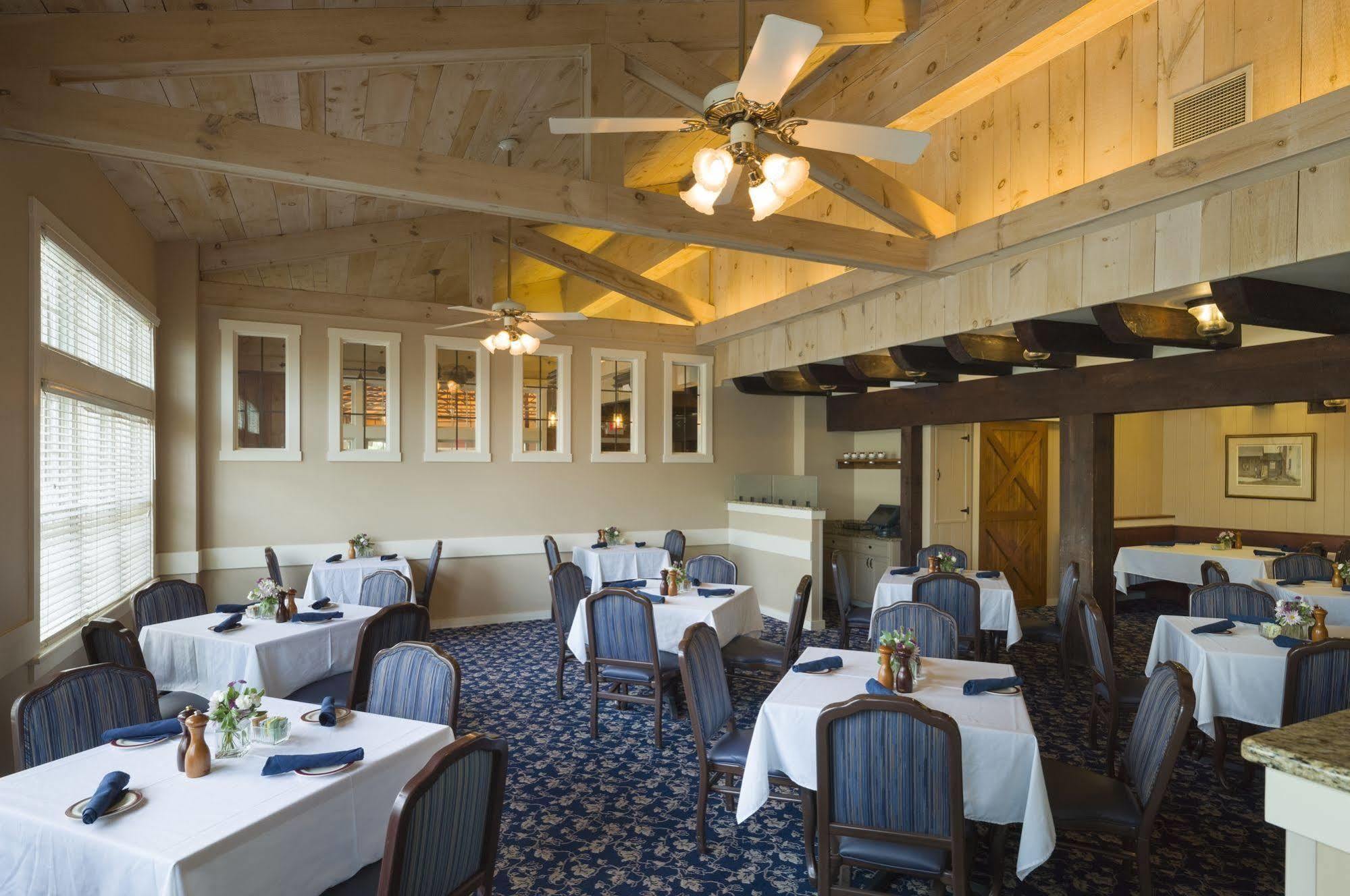 Pine Barn Inn ダンビル エクステリア 写真
